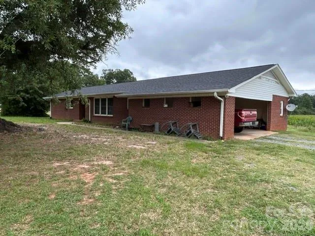 251 Wells Mill Road Bostic, NC 28018