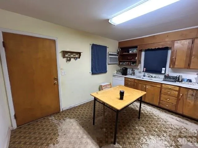 251 Wells Mill Road Bostic, NC 28018