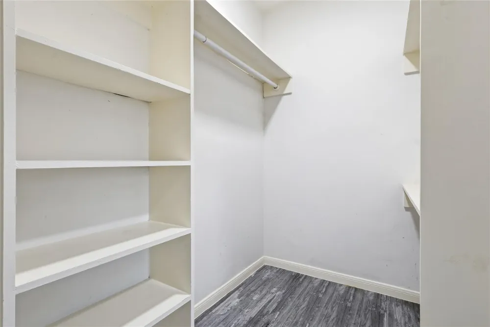5347 Rutherglenn Drive Houston, TX 77096