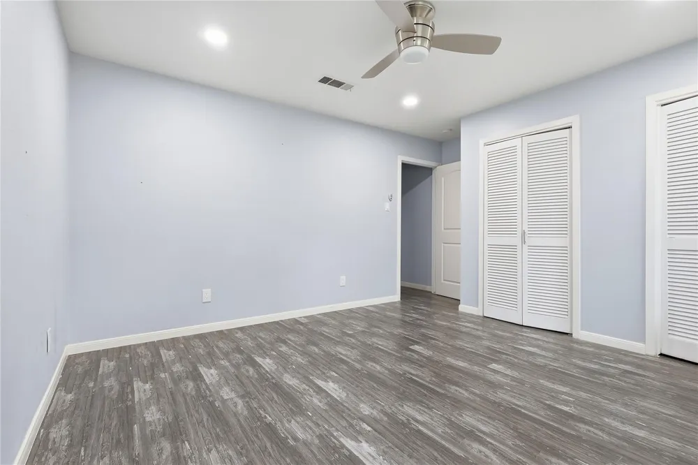5347 Rutherglenn Drive Houston, TX 77096