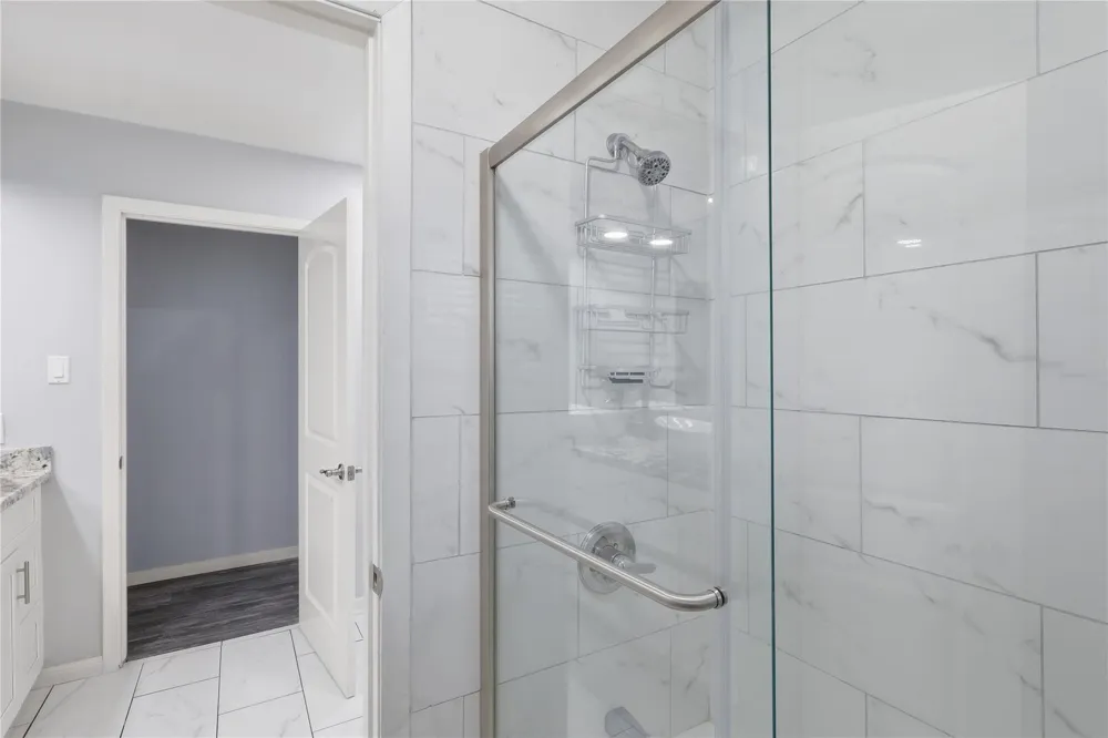 5347 Rutherglenn Drive Houston, TX 77096