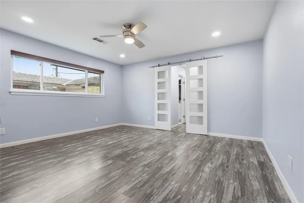 5347 Rutherglenn Drive Houston, TX 77096