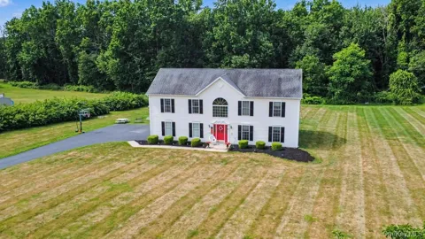 71 Dellwood Court