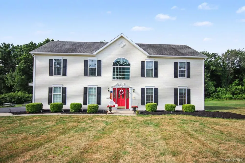 71 Dellwood Court Westtown, NY 10998