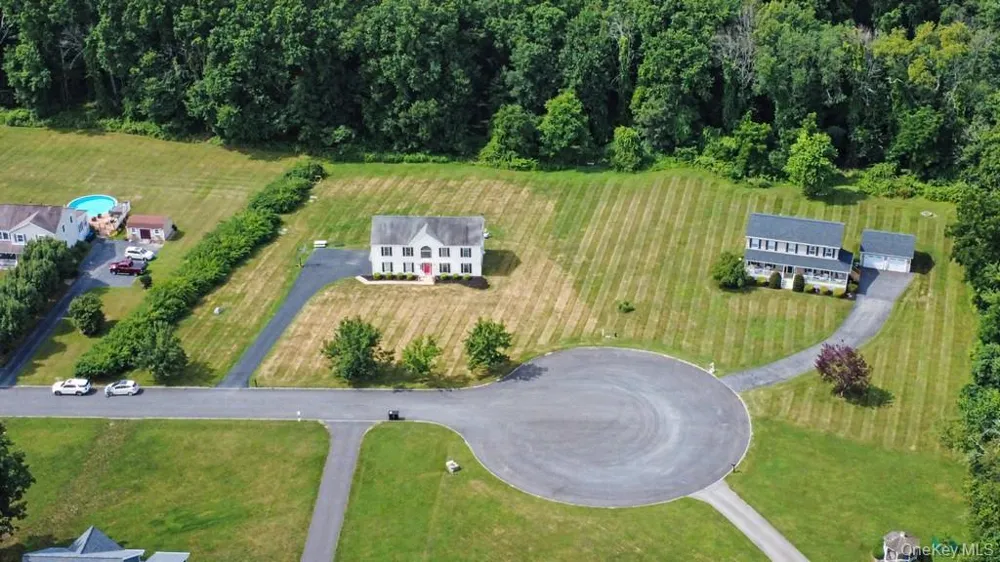 71 Dellwood Court Westtown, NY 10998