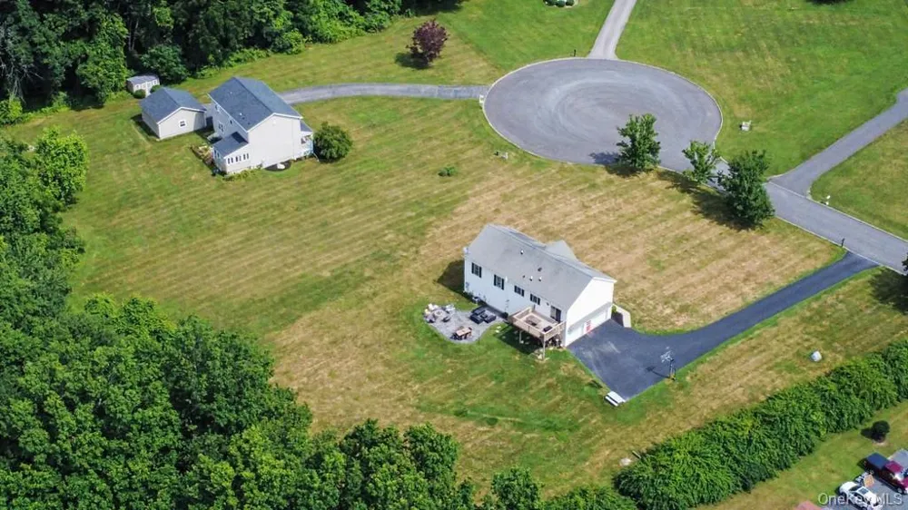 71 Dellwood Court Westtown, NY 10998