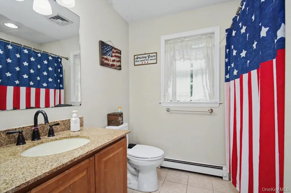 71 Dellwood Court Westtown, NY 10998