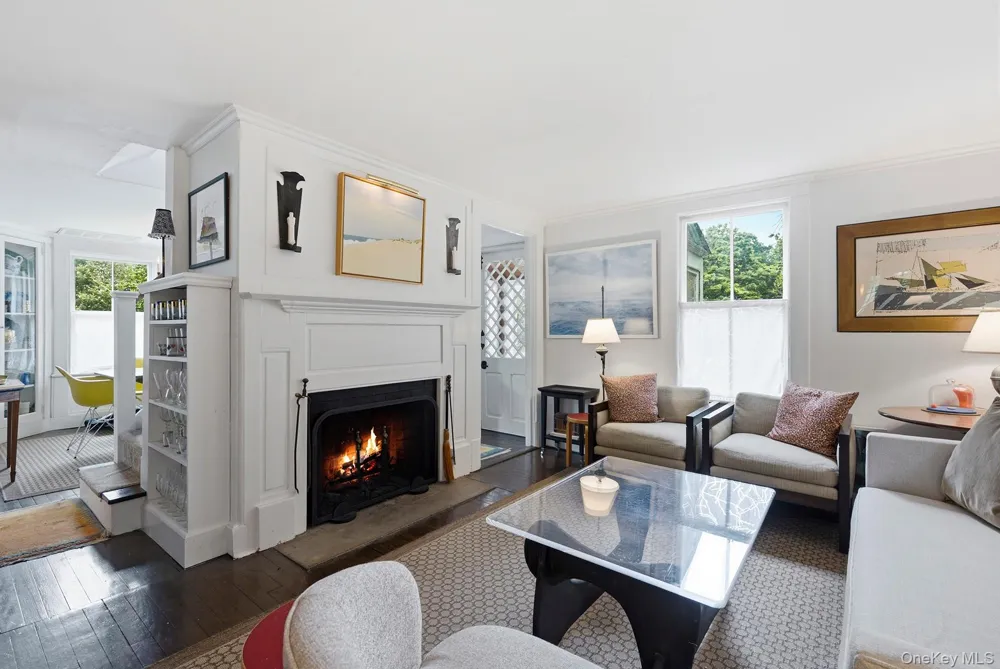 28 Bowden Square Southampton, NY 11968