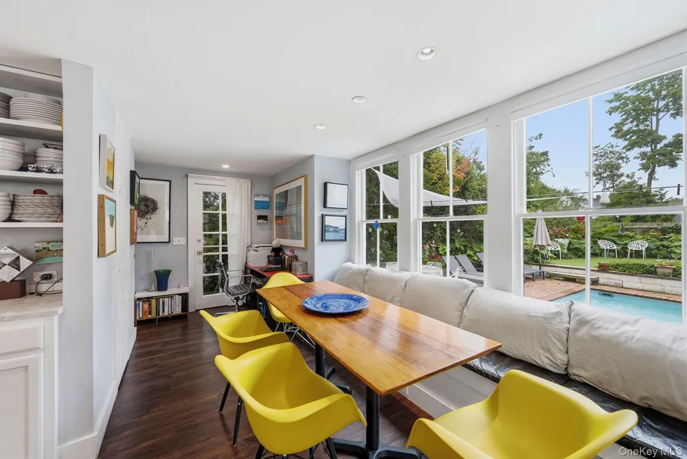28 Bowden Square Southampton, NY 11968