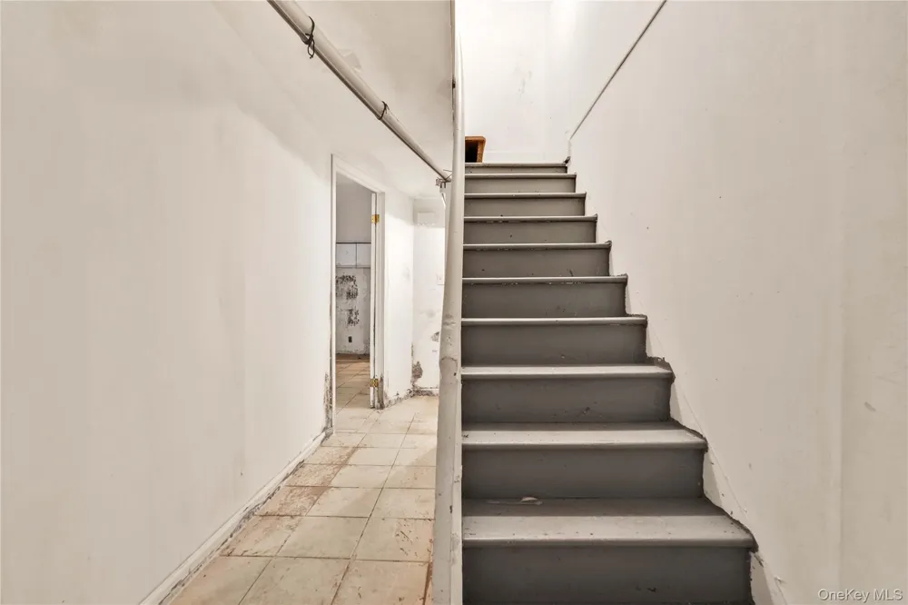 67-60 Bell Boulevard Oakland Gardens, NY 11364