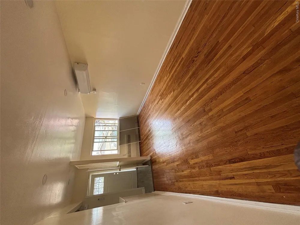 10569 Flatlands 1st Street Brooklyn, NY 11236