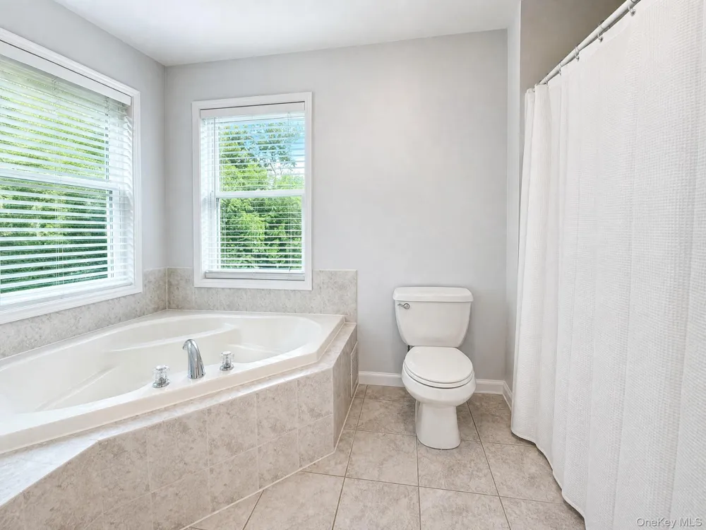11 Old Dominion Road Blooming Grove, NY 10914