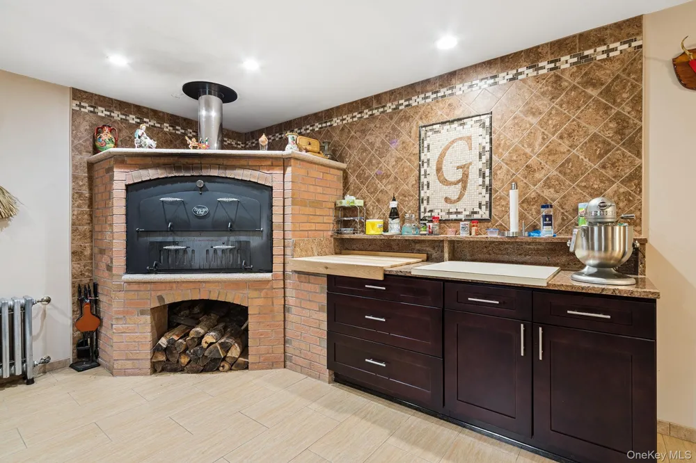 234 Mary Taylor Road Call Listing Agent, NY 12122