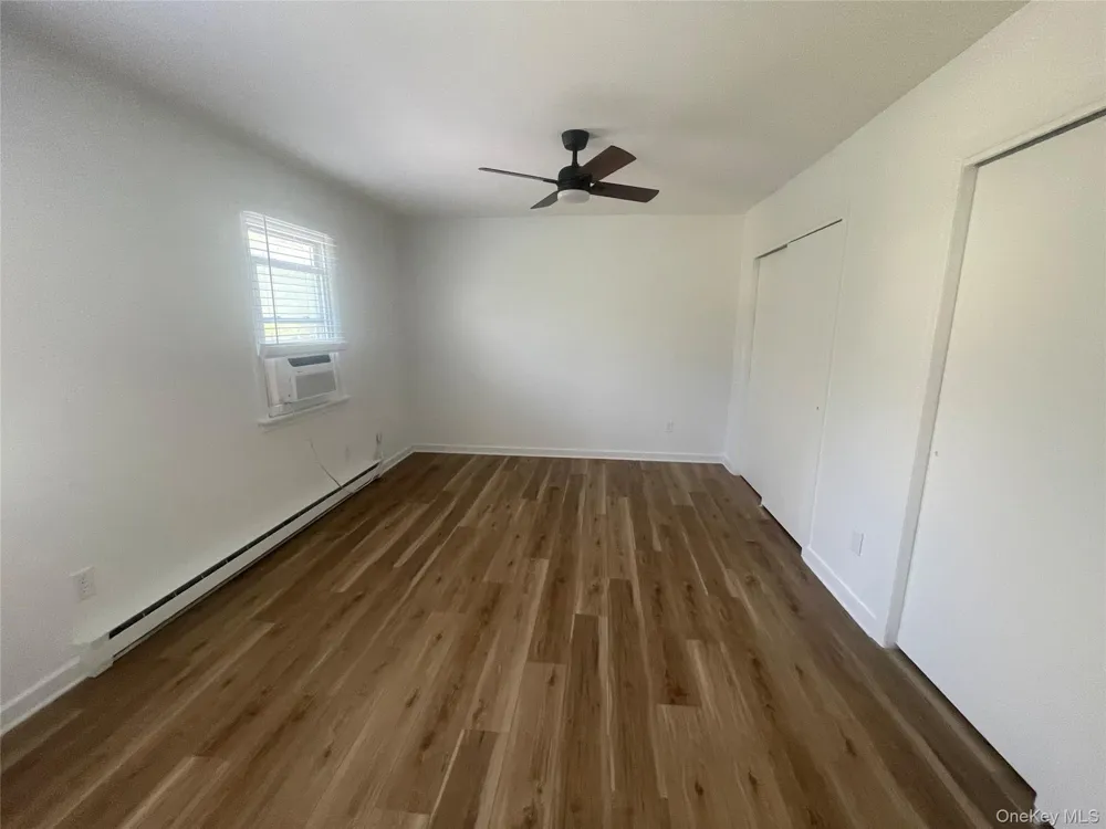 43 Brushy Neck Lane #13 Westhampton, NY 11977