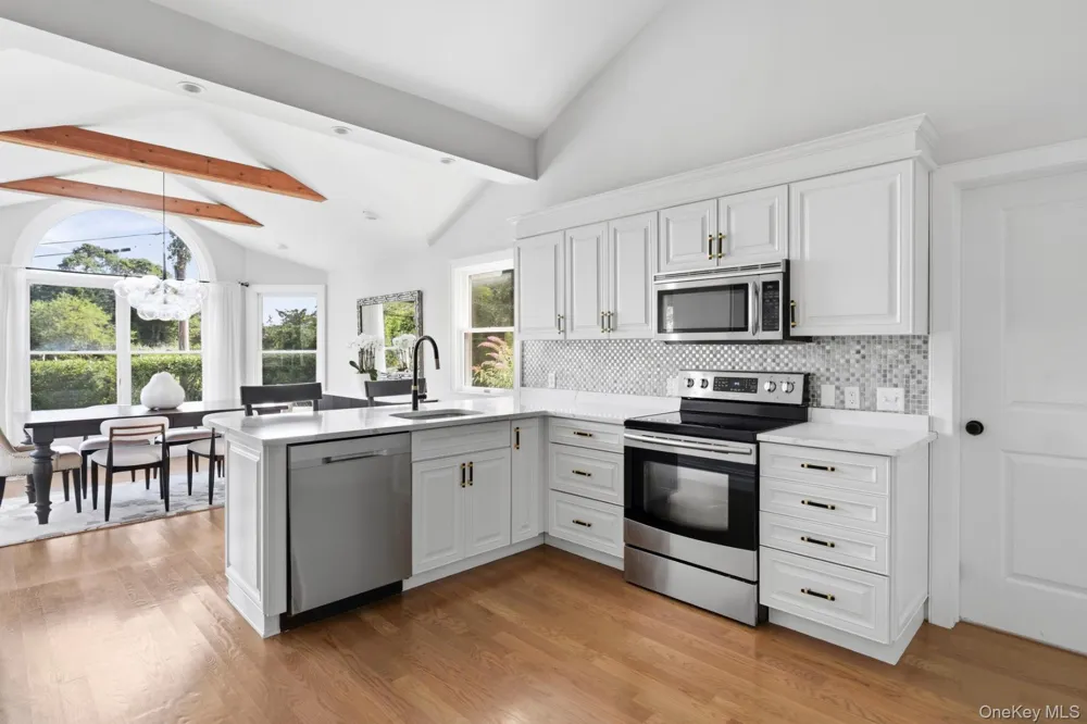 31B Club Lane Remsenburg, NY 11960