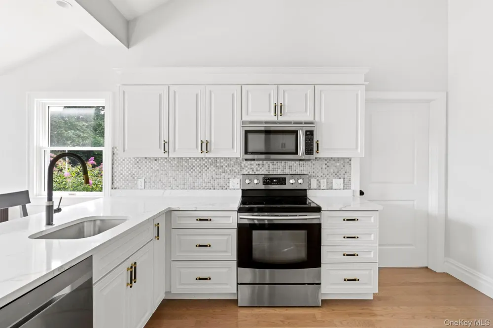 31B Club Lane Remsenburg, NY 11960