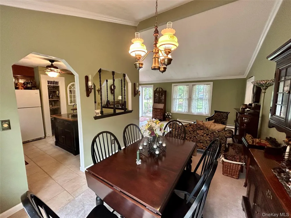 54 Madeline Road Ridge, NY 11961