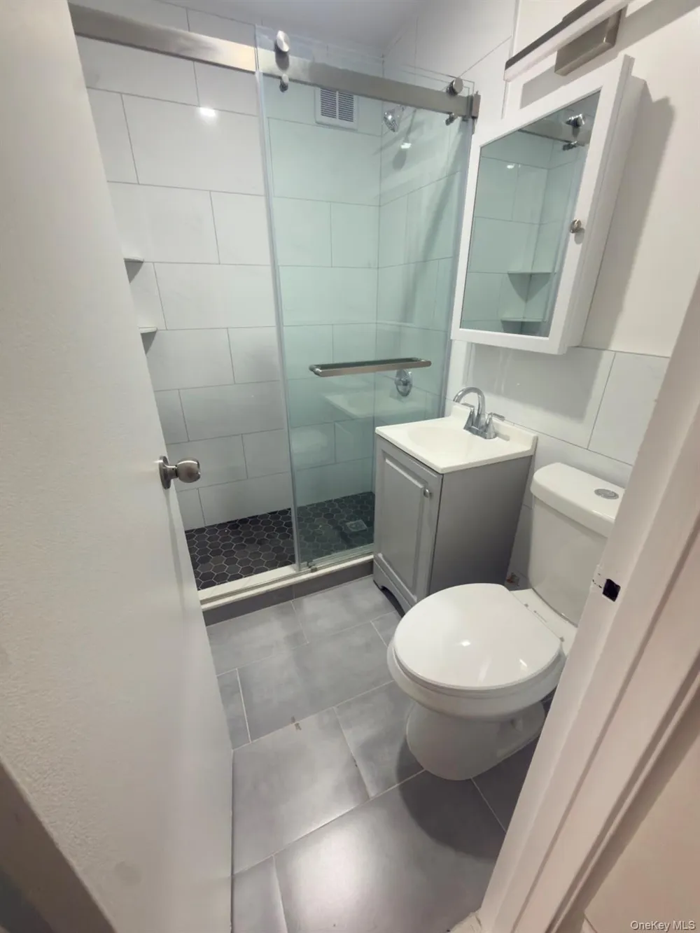 134-05 Dahlia Avenue #1Fl Flushing, NY 11355