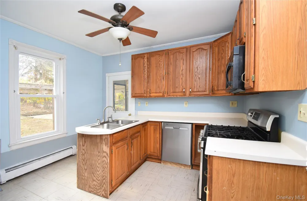 79 Rombout Avenue Beacon, NY 12508