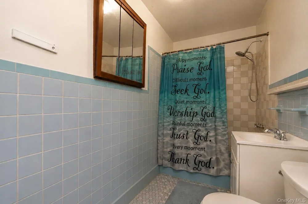 101-30 224th Street Queens Village, NY 11429