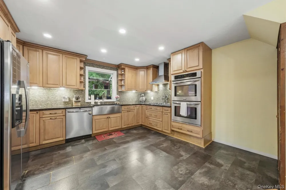256 Haviland Drive Patterson, NY 12563