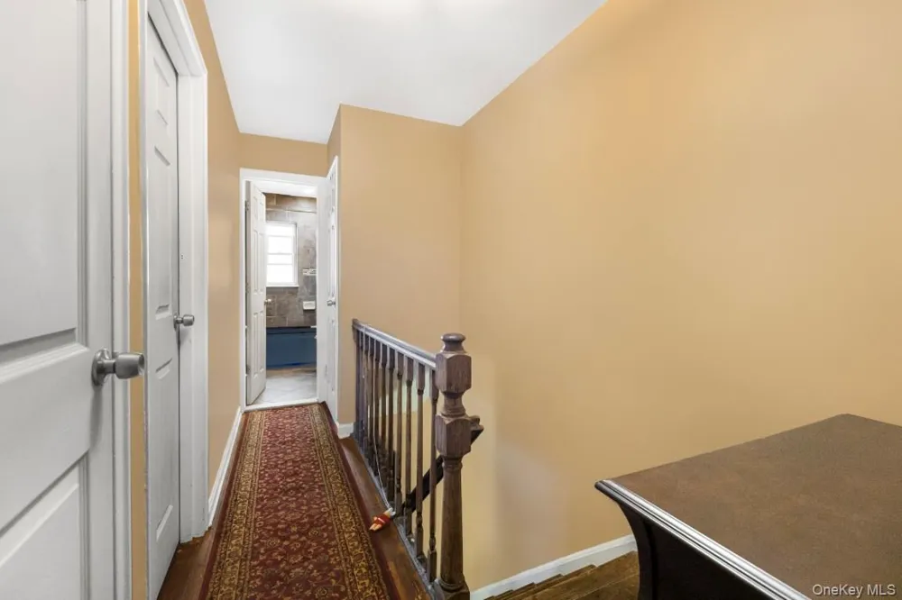 725 E 230th Street Bronx, NY 10466