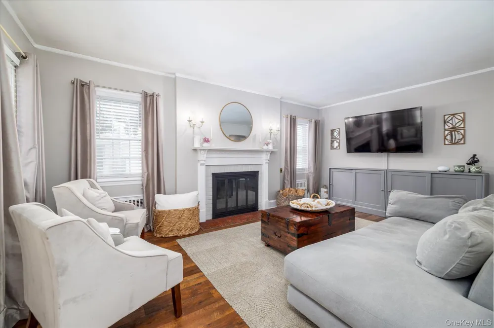 10 Woodland Avenue Rockville Centre, NY 11570