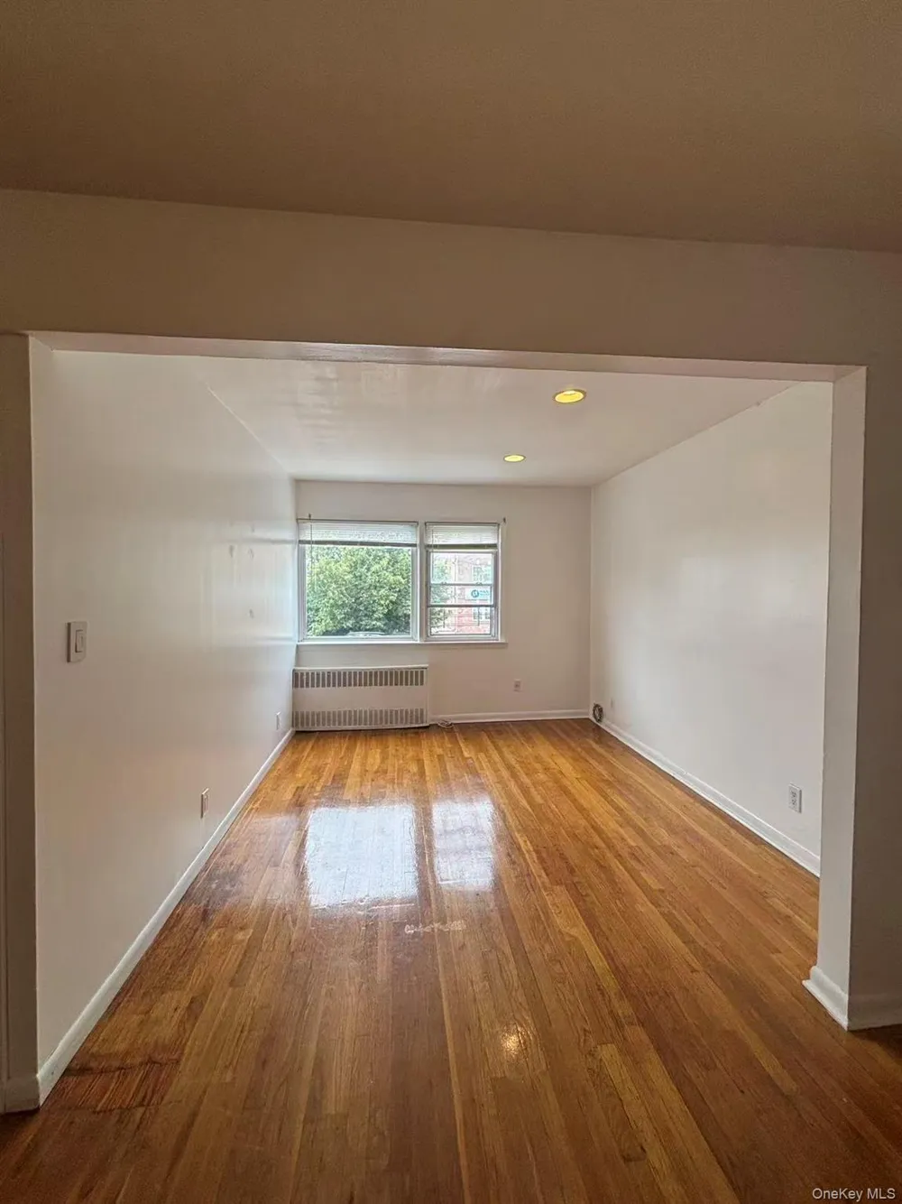 4327 215th Street Bayside, NY 11361