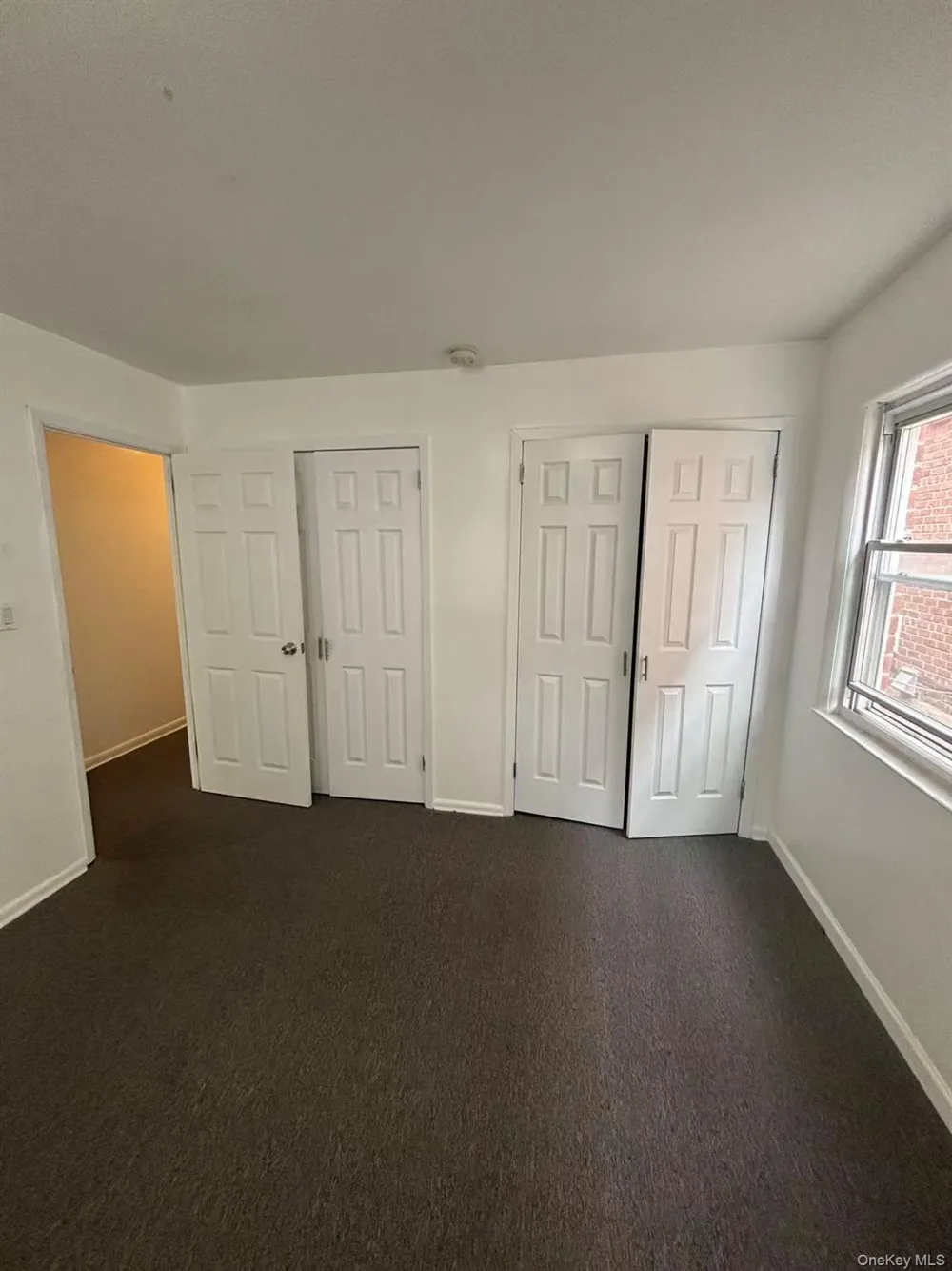 4327 215th Street Bayside, NY 11361