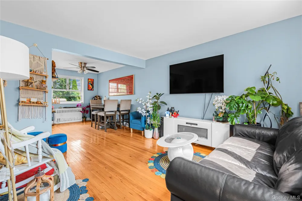 227-07 Hillside Avenue #516 Queens Village, NY 11427