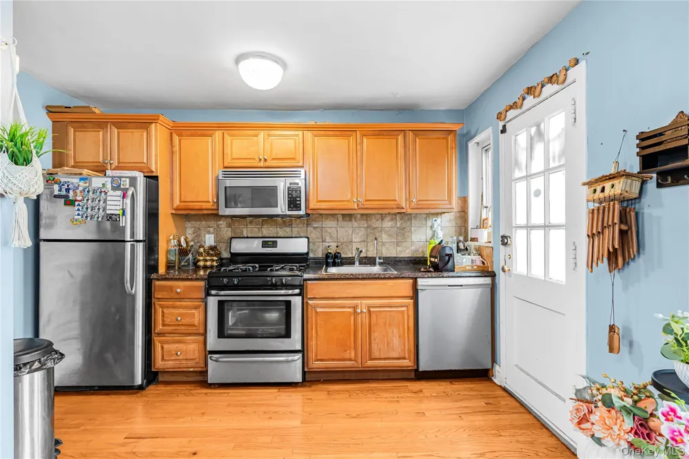 227-07 Hillside Avenue #516 Queens Village, NY 11427