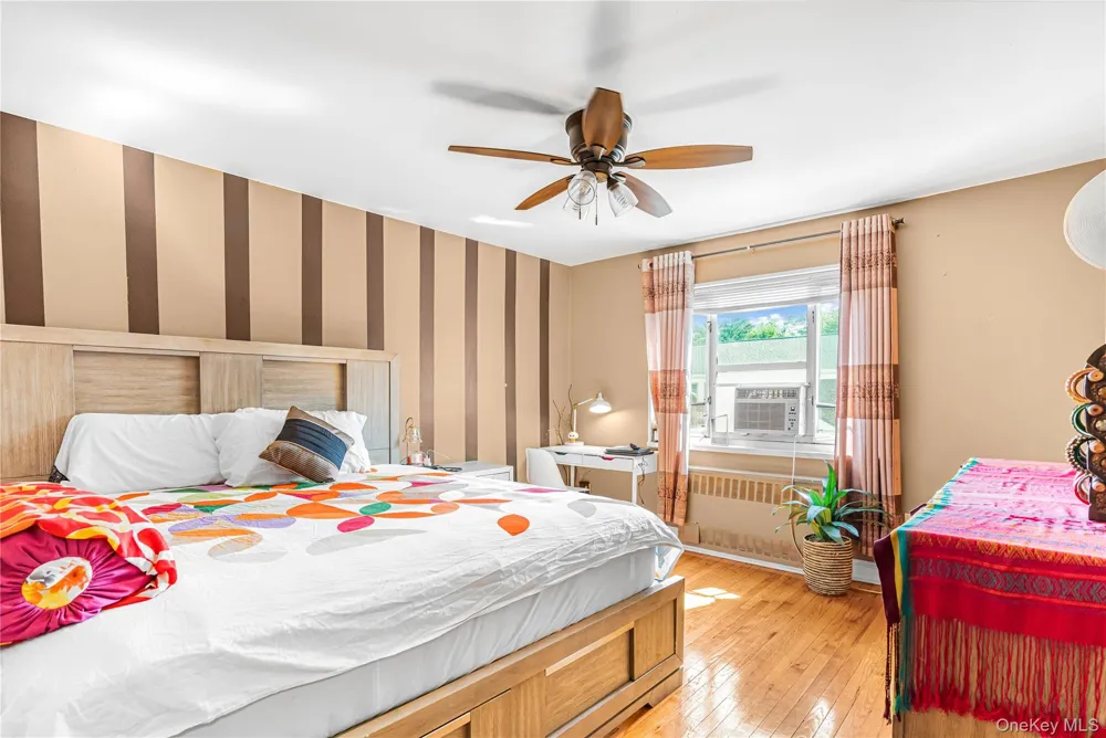 227-07 Hillside Avenue #516 Queens Village, NY 11427