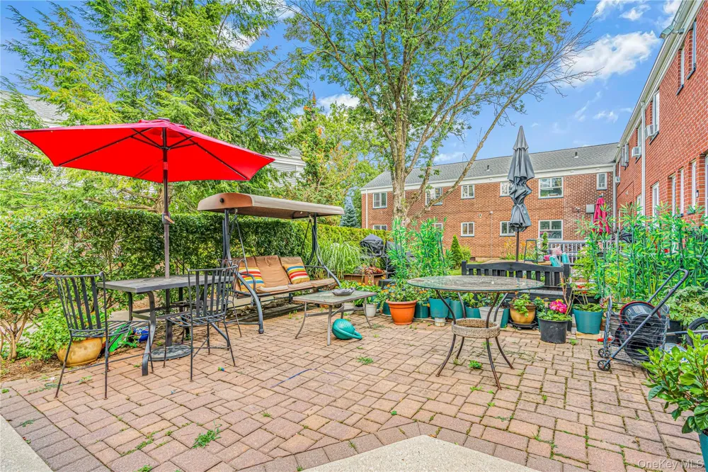 227-07 Hillside Avenue #516 Queens Village, NY 11427