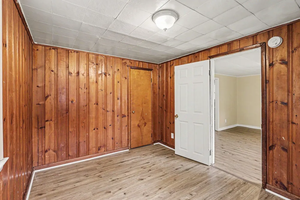 2337 Philo Avenue Muskegon City, MI 49441