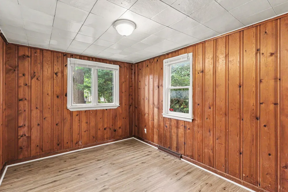 2337 Philo Avenue Muskegon City, MI 49441
