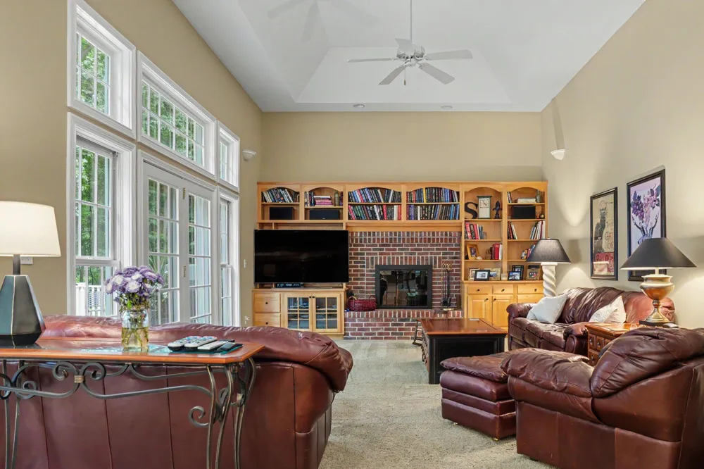 1720 Breezy Point Lane Oshtemo Charter Township, MI 49009