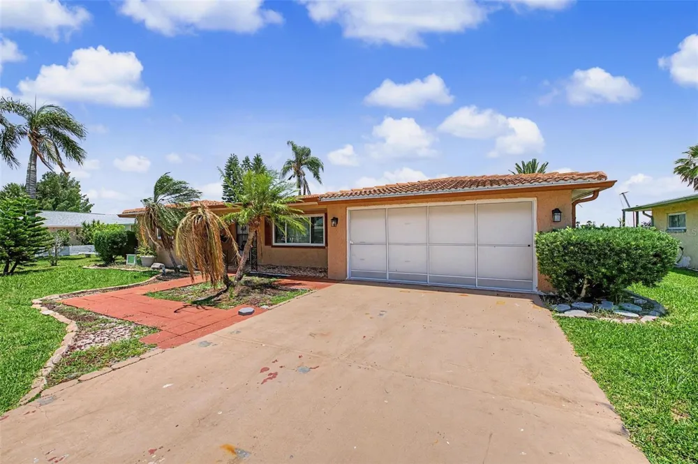 3837 TOPSAIL TRAIL New Port Richey, FL 34652