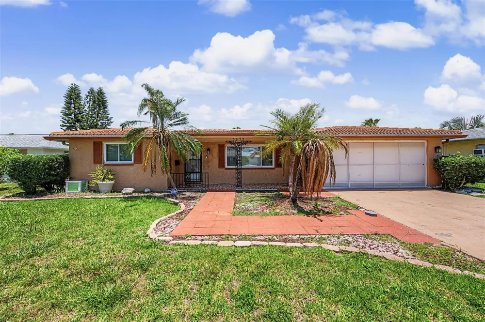 3837 TOPSAIL TRAIL New Port Richey, FL 34652