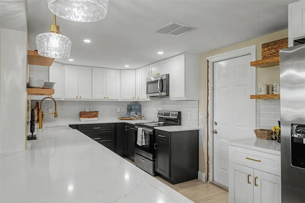 3837 TOPSAIL TRAIL New Port Richey, FL 34652