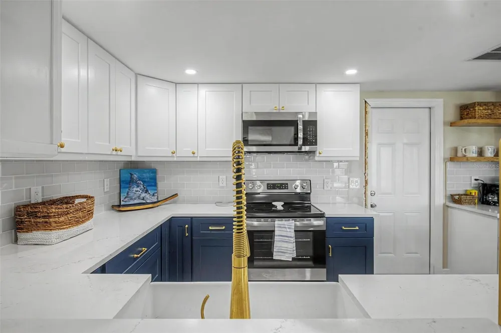 3837 TOPSAIL TRAIL New Port Richey, FL 34652