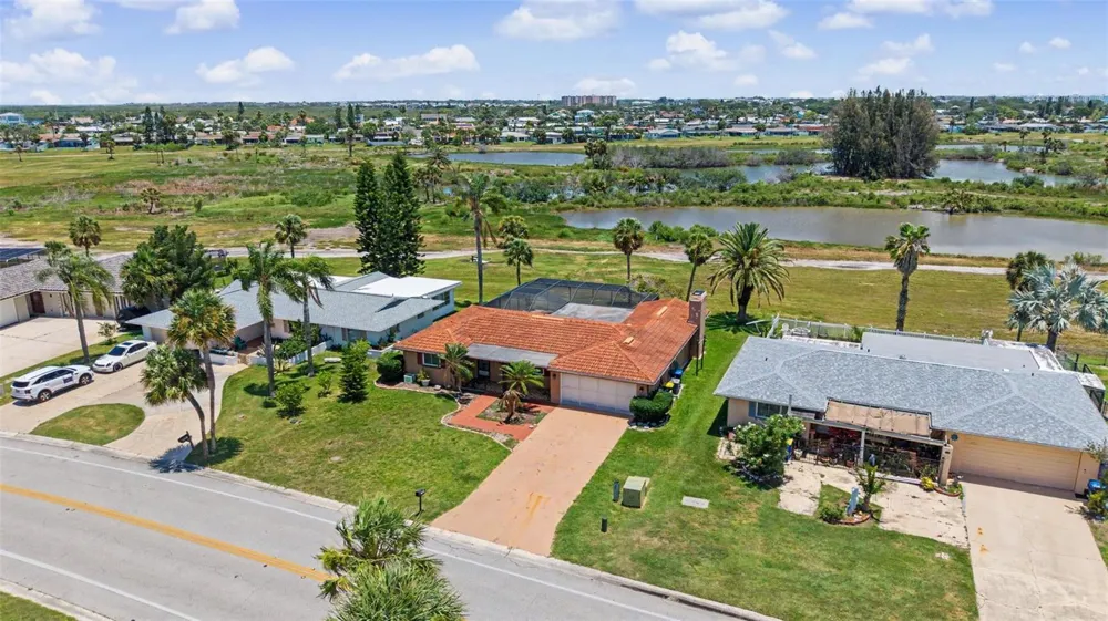 3837 TOPSAIL TRAIL New Port Richey, FL 34652