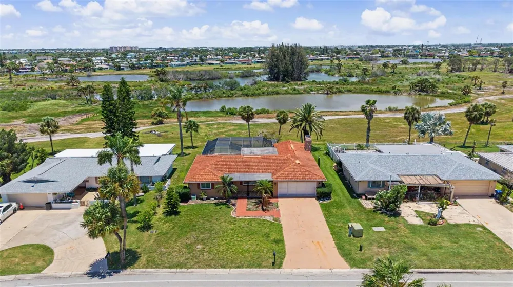 3837 TOPSAIL TRAIL New Port Richey, FL 34652
