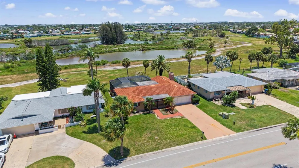 3837 TOPSAIL TRAIL New Port Richey, FL 34652