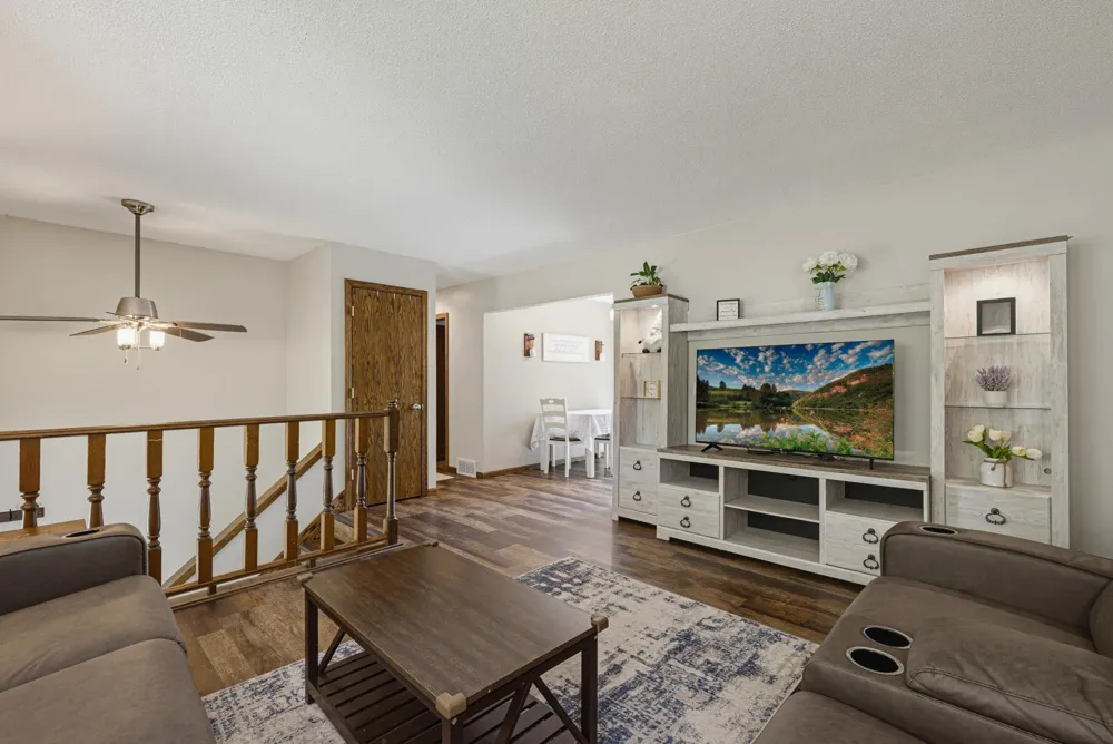 745 Dale Street SW Hutchinson, MN 55350