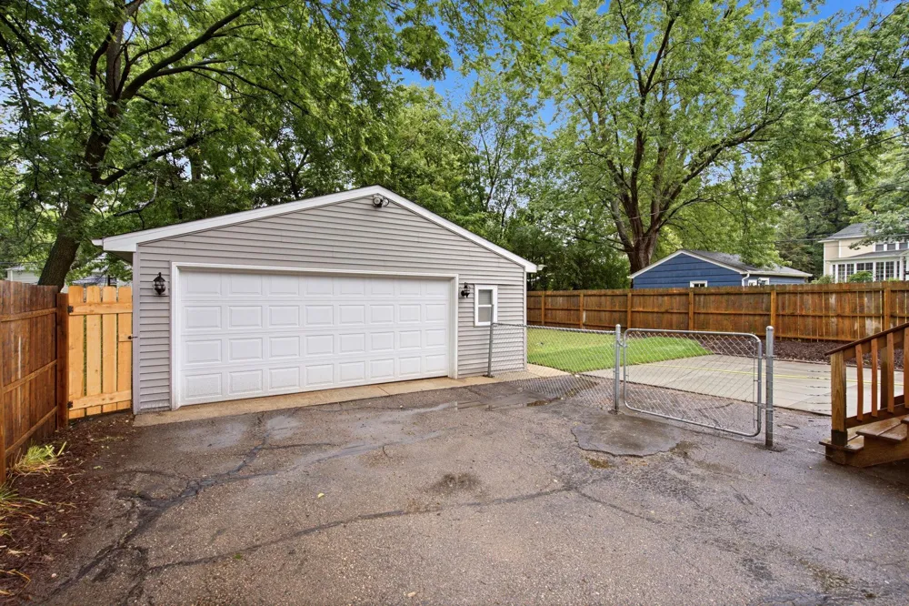 319 Van Buren Avenue S Hopkins, MN 55343