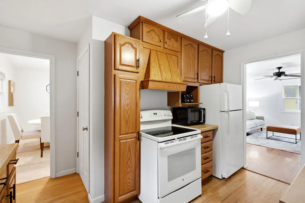 319 Van Buren Avenue S Hopkins, MN 55343
