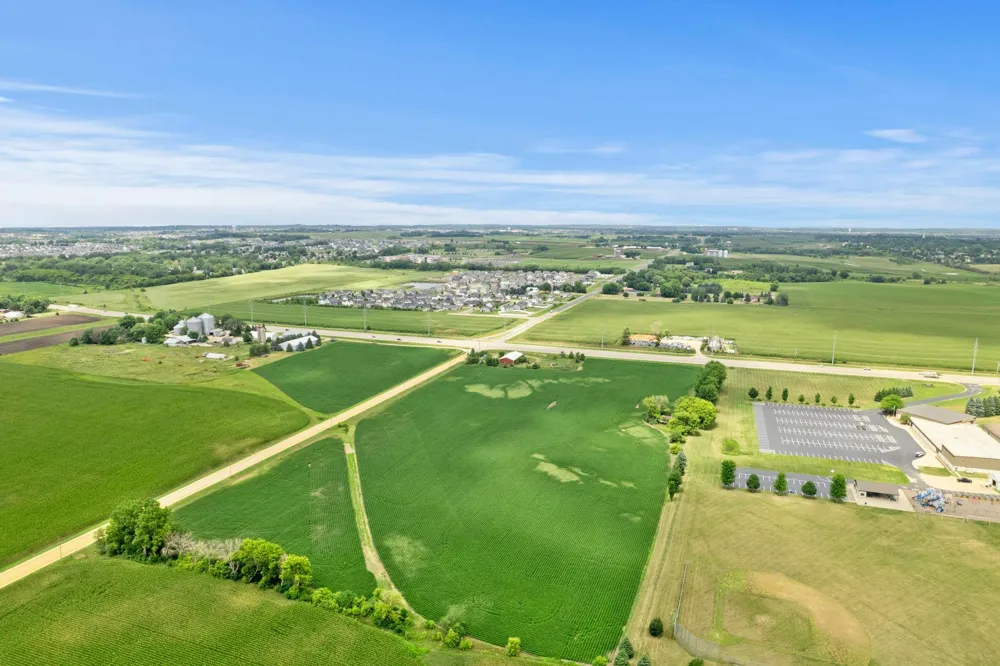 21300 Flagstaff Avenue Farmington, MN 55024