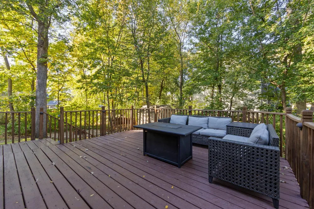 14991 Creditview Drive Savage, MN 55378