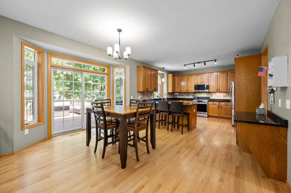 14991 Creditview Drive Savage, MN 55378