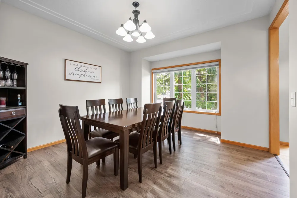 14991 Creditview Drive Savage, MN 55378